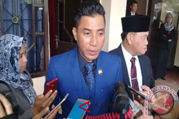 Bupati Supian Hadi akui masih lemahnya pelayanan administrasi kependudukan
