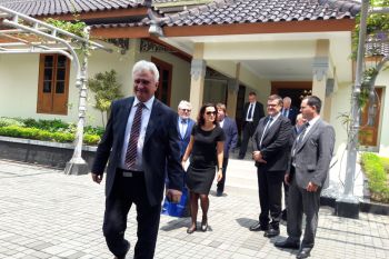 Ceko jajaki kerja sama proyek kereta NYIA