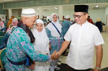 Sambut Kedatangan Jemaah Haji, Gubernur Berharap jadi Haji Mabrur