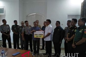 Pemkab Sangihe serahkan bantuan bencana Lombok