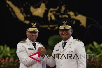 Artikel - Menunggu hasil kerja pemimpin baru NTT