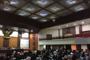 Legislator Sumbar diminta penuhi undangan rapat