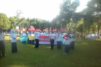 Pelajar demo tanyakan iuran komite sekolah