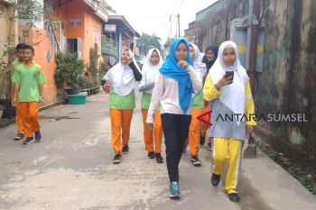 SMK Muhamadiyah 2 gelar jalan sehat 1 Muharram