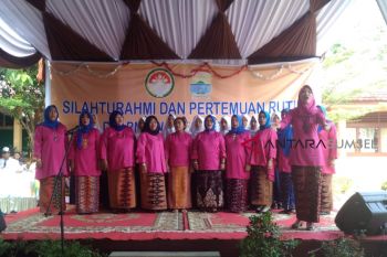 Silaturahmi Dharma Wanita Diknas dukung peran suami
