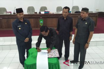 DPRD Pasaman sahkan dua Ranperda