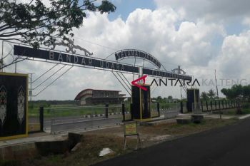 Penerbangan di Bandara Kuala Pembuang dihentikan sementara karena ini