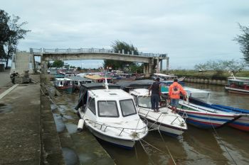 Pesta Tabuik, penyeberangan ke pulau angso duo hanya melalui Muaro Pariaman