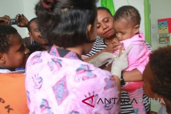 Dinkes Papua : imunisasi polio mulai dari nol bulan