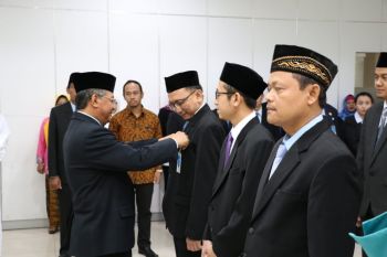 Pejabat RS UNS diminta tingkatkan kualitas pelayanan