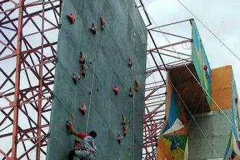 Makassar kawinkan emas "speed relay"
