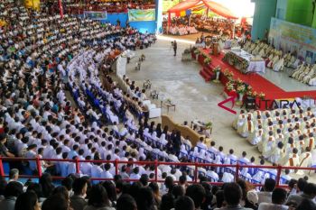 Yubileum 150 tahun, Gubernur berterima kasih peran positif Umat Katolik