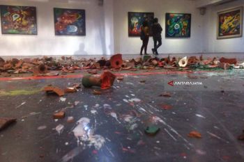 Perjalanan Terakhir Pelukis Makhfoed Dipamerkan di Surabaya