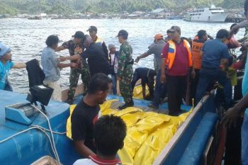 Tim SAR temukan lagi lima korban KM Fungka Permata
