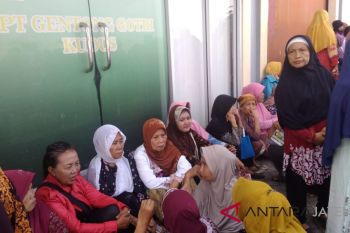 Buruh PR Gentong Gotri  Kudus tuntut pembayaran jaminan hari tua