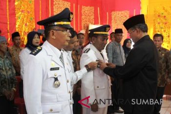 Sebagai abdi negara camat harus kenali masyarakat, kata Gusmal