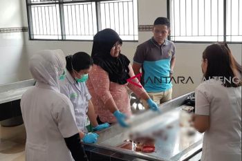 Tragis! Janin bayi dalam toples, Polisi cari pembuangnya