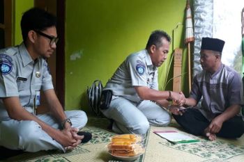 Jasa Raharja bayar santunan korban kecelakaan Karanganyar