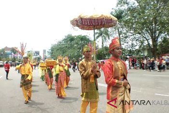 Festival kirab budaya di Pontianak hadirkan keberagaman nusantara