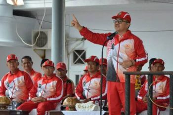Bupati lepas kontingen Sinjai ke Porda XVI