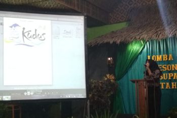 Kudus lombakan logo branding pesona wisata