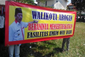 Warga menolak Lapangan Waydadi jadi aset Pemkot