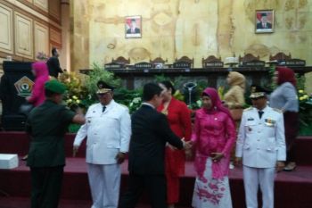 Ali Mazi ajak masyarakat bersatu bangun Sultra