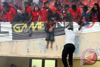 Bentrok suporter sepak bola di Guinea sebabkan 56 korban jiwa