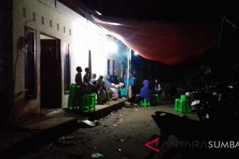 Jenazah terduga teroris dimakamkan di pekuburan keluarganya di Batu Banyak