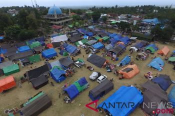 Ribuan warga mengungsi tinggalkan Palu