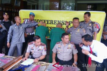 Terduga pelaku tabrak korban dengan ambulans di Sawahan Dalam menyerahkan diri