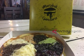 Martabak Red Velvet Gandaria menggugah selera