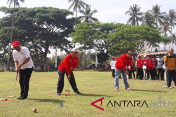 Ganjar ajak BUMN/BUMD jadi bapak asuh atlet