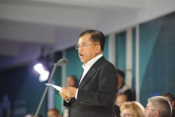 Wapres: dunia tak perlu mencari seorang "superhero"