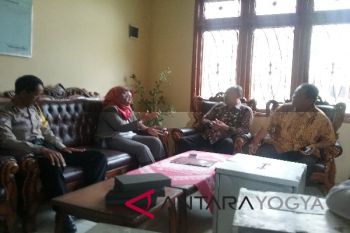 Ketua DPRD Kulon Progo tinjau persiapan Pilakdes Serentak 2018