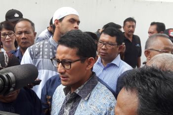 Cawapres Sandiaga Uno kunjungi pasar tradisional di Sleman