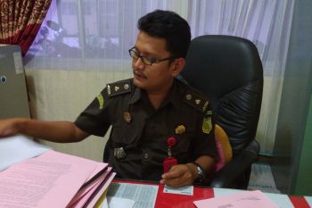 Kejari Padang teliti berkas kasus dugaan pungli di Pelabuhan Teluk Bayur