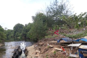 Keluarga korban pembunuhan di Curug Panjang minta usut tuntas pelaku
