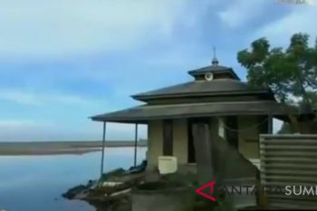 Puluhan rumah warga Sasak Pasaman Barat rusak terdampak abrasi
