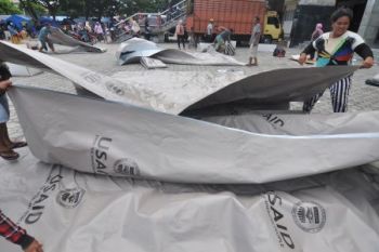 Korban gempa-tsunami Sindue dapat bantuan tenda UNHCR