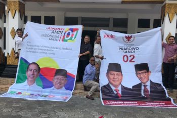 KPU DIY distribusikan alat peraga kampanye kepada peserta pemilu