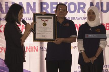 Pemeriksaan kesehatan kucing di Unibraw cetak rekor MURI