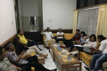 Goyang Zumba dan Tobelo warnai pesta Golkar NTT