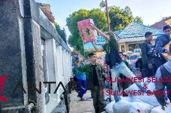 105 unit truk bawa bantuan telah didistribusikan