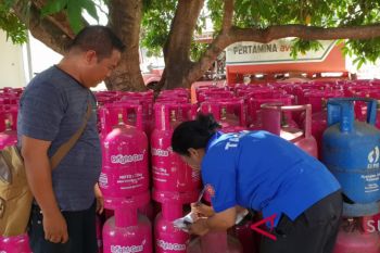Pertamina gunakan kapal TNIi pasok elpiji ke Palu