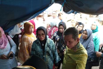 Pengungsi Sulteng dirujuk ke RS untuk melahirkan