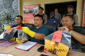 Tersangka dukun palsu, uang Rp30 juta diganti kertas koran