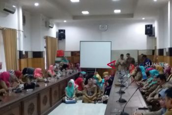 30 bidan di OKU lulus seleksi PTT