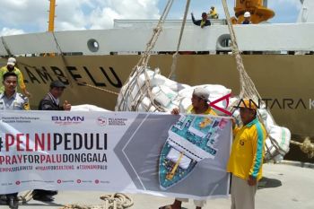 KM Lambelu angkut bantuan korban tsunami Sulteng
