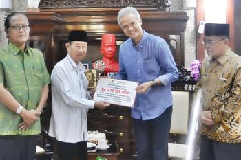 Baznas Jateng serahkan Rp416 juta untuk korban gempa Sulteng